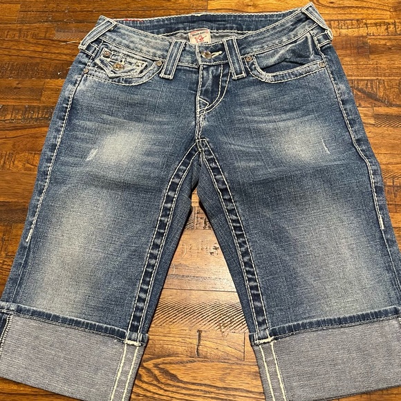 True Religion Capris Jeans - Picture 3 of 4